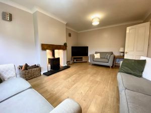 Lounge- click for photo gallery